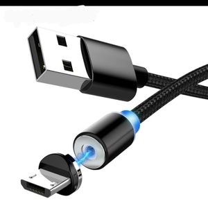New style magnetic phone charger
